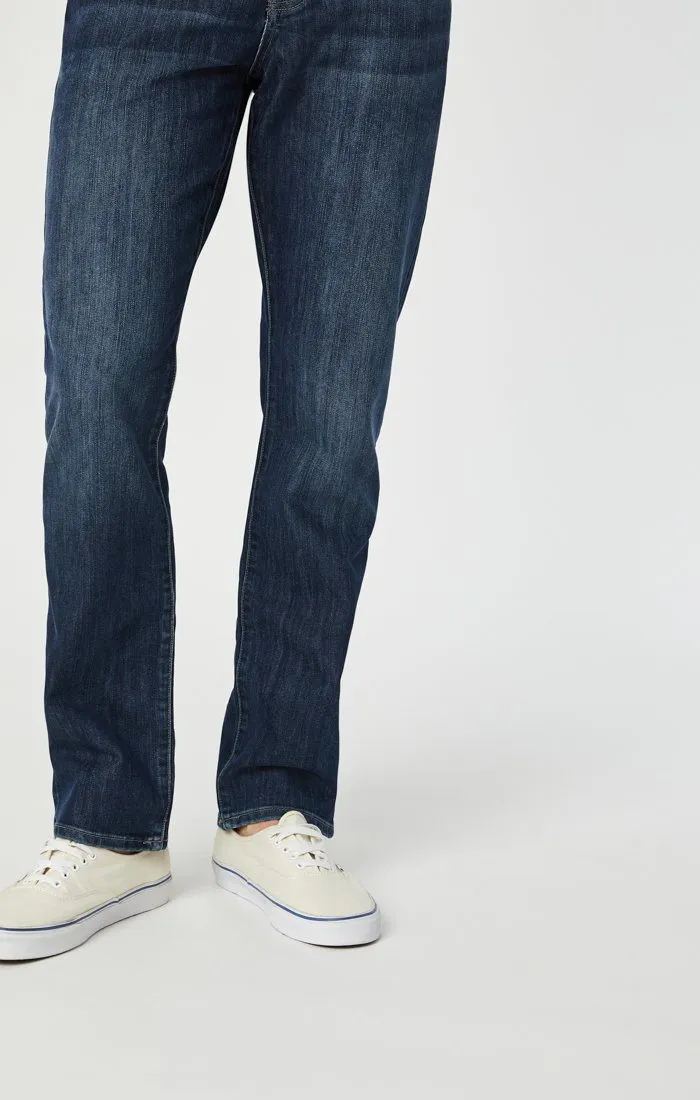 MATT RELAXED STRAIGHT LEG IN DEEP BLUE STANFORD