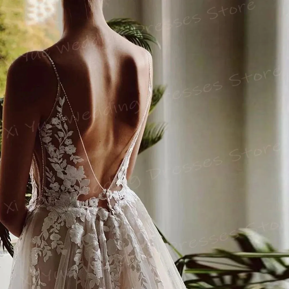 Sexy Classic A-Line Wedding Dress Beautiful Lace Appliques Spaghetti StrapsBride Gown