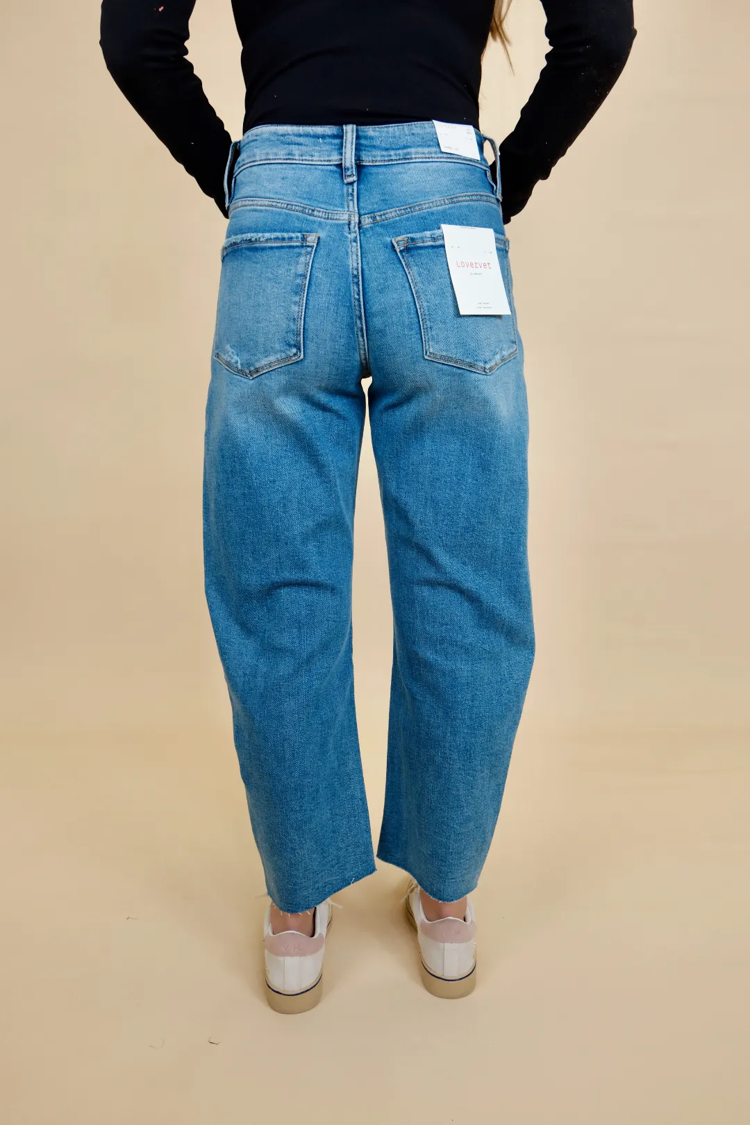 Shay High Rise Barrell Jeans