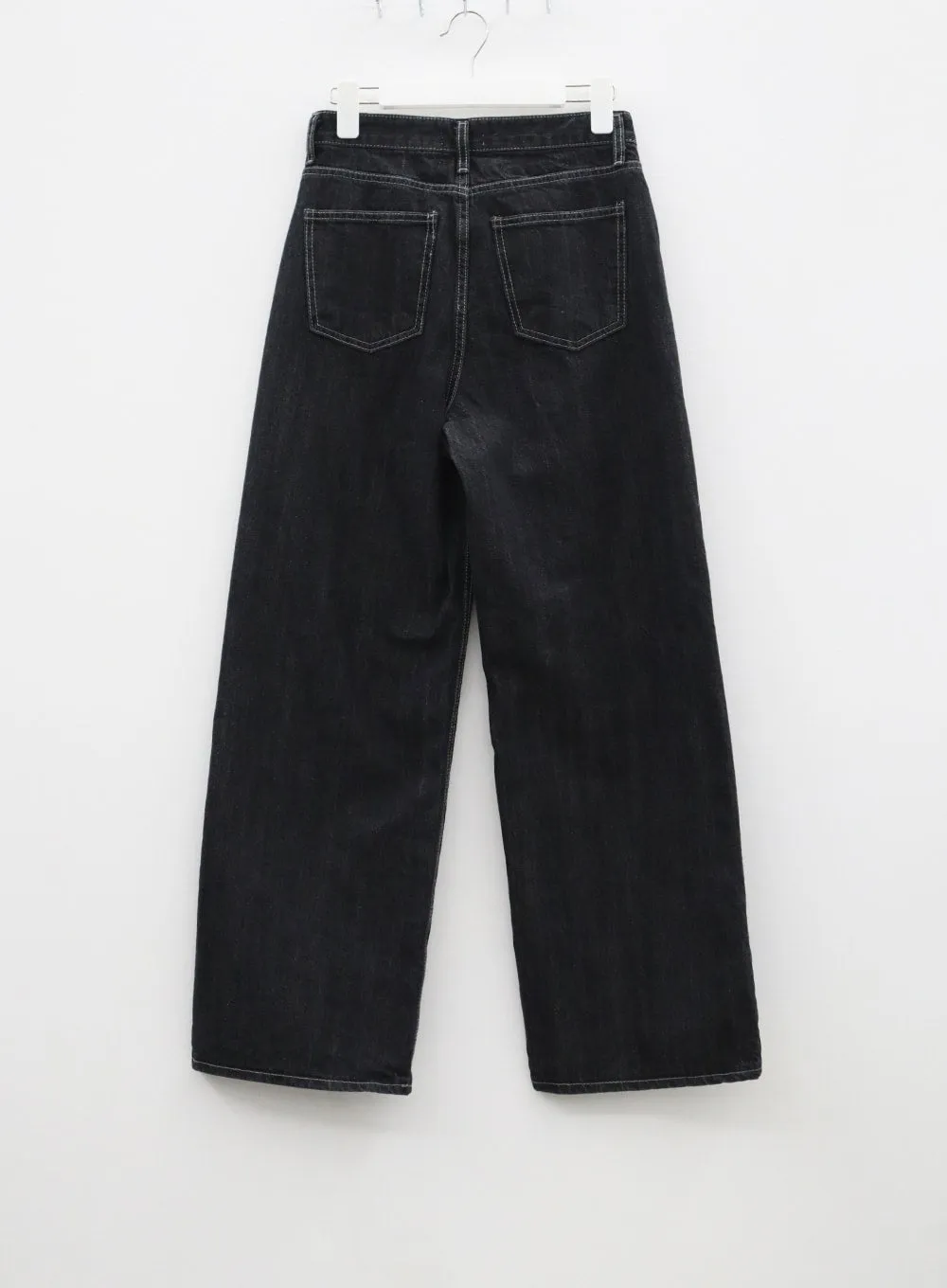 Straight Leg Jeans CF315