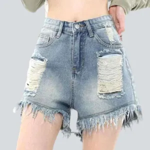 Wide-leg ripped women's denim shorts