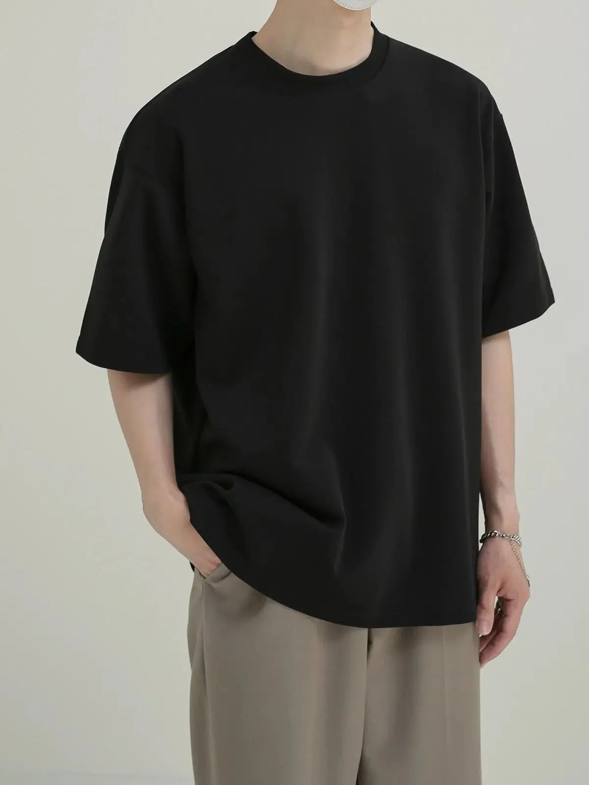 Zhou Solid Color Breathable T-Shirt